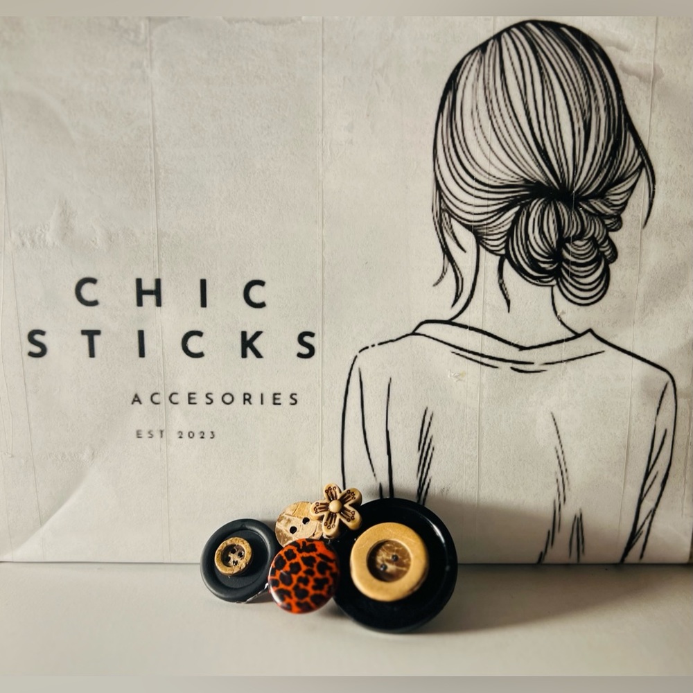 Brand New • Button Hair Clip!